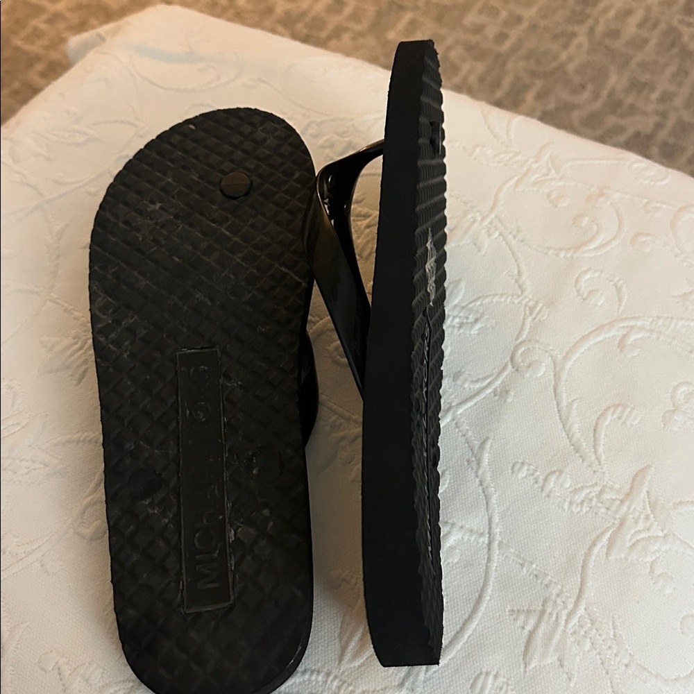 L@@K! Sz 9 Michael Kors Jet Set Signature Flip Flops VERY DIFFICULT TO FIND - Picture 4 of 5